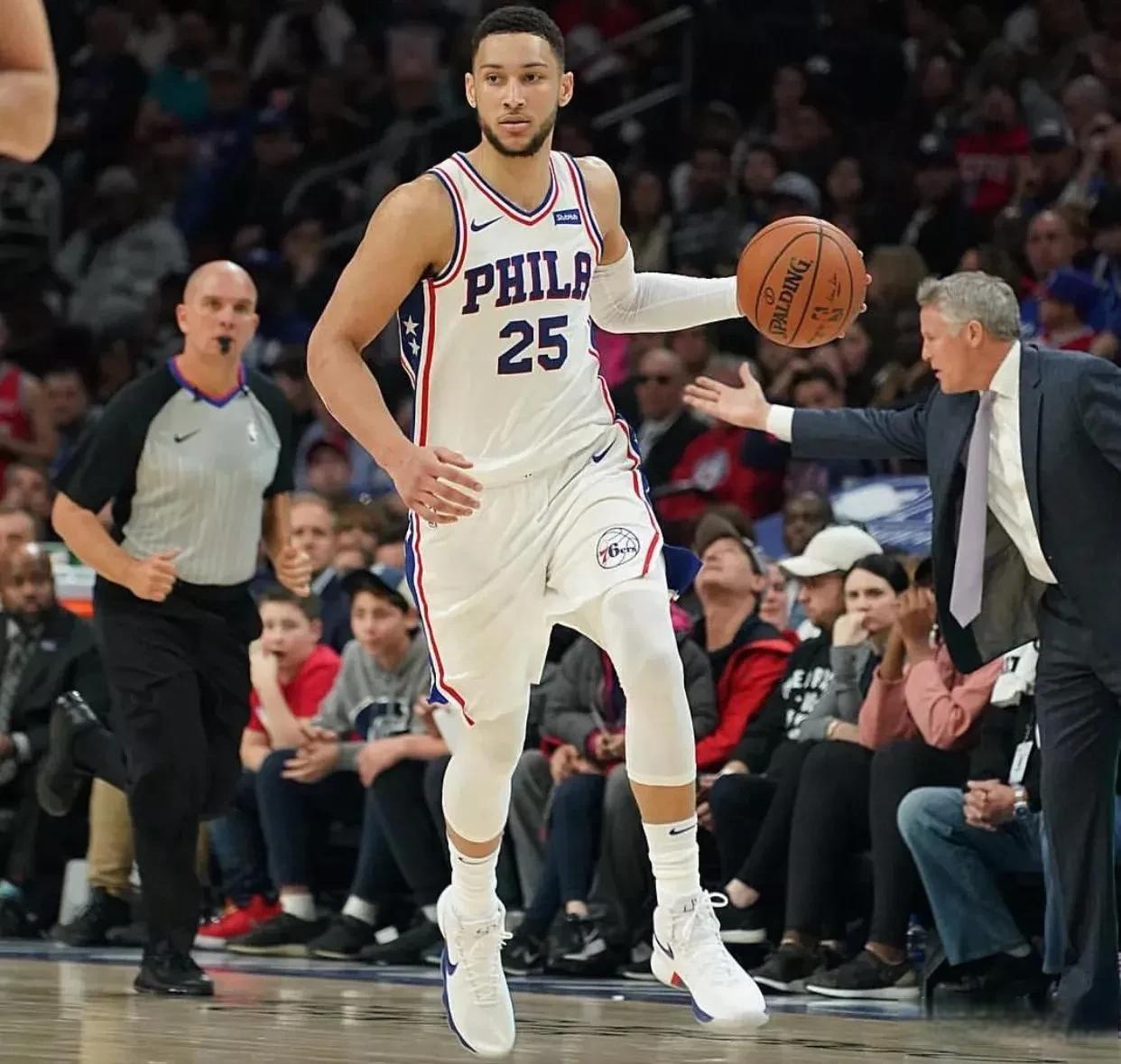 AYX体育在线登录穆古鲁扎连续十二场比赛得分超过大比分获胜，老鹰不断突破！